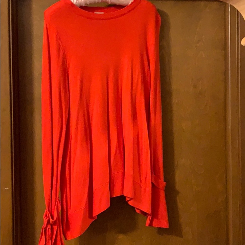 Women’s sweater